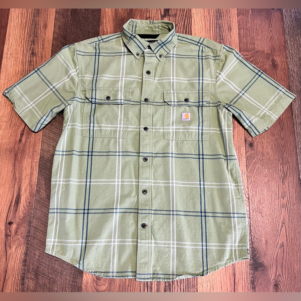 Men's Carhartt Green Plaid Button Up Loose Fit Dress Shirt Size Medium